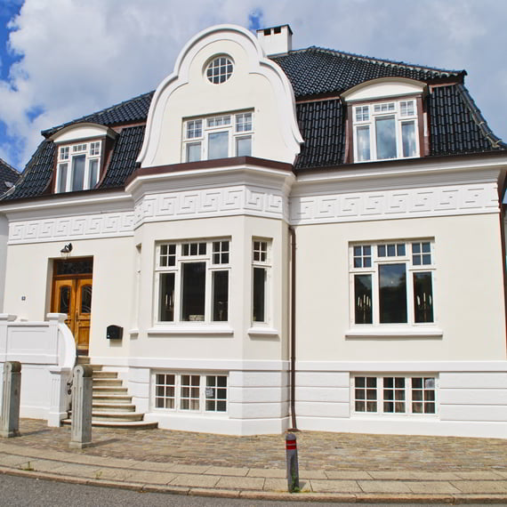 Hus i eks. Hellerup, Gentofte, Kongens Lyngby og Nordsjælland, der kan få et skræddersyet pengeskab.
